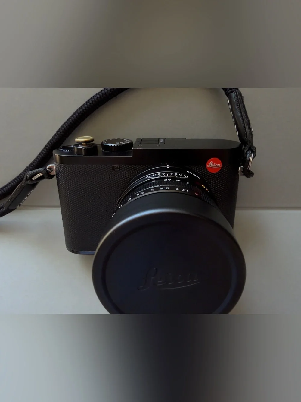 Leica Q3 Digital Camera 24MP f/1.7 Black w/ Strap, Charger, Lens Cap + more